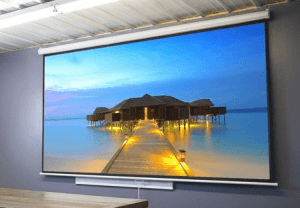 How to connect projector screen